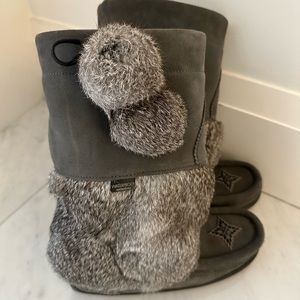 Mukluks Gray Fur-Trimmed Women's waterproof Boots